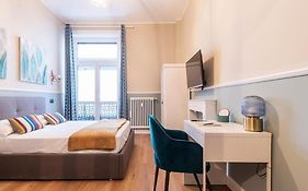 Velasca Flexyrent Apt. Aircon - Wifi - Brand New